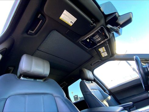 Used 2022 Land Rover Range Rover Sport HSE Silver Edition image 13