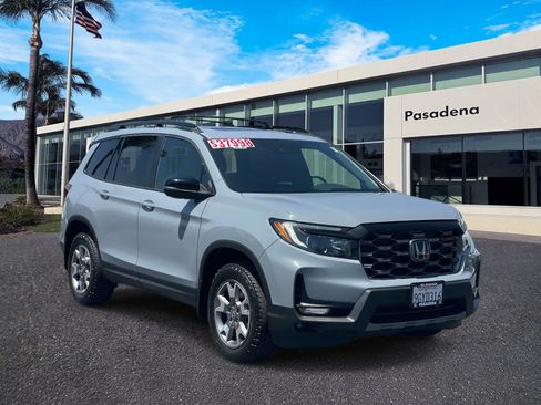 Used 2023 Honda Passport TrailSport image 1