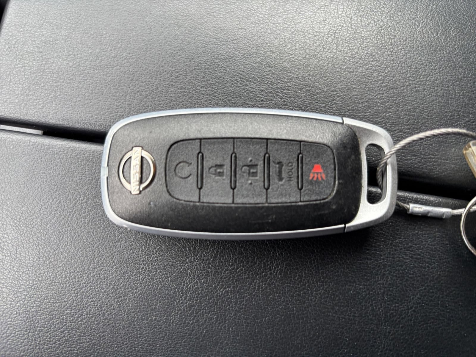 Used 2026 Nissan Rogue SV AWD/4WD image 26