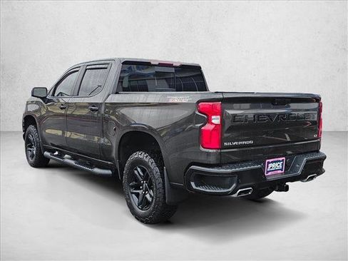 Used 2021 Chevrolet Silverado 1500 LT Trail Boss w/ Convenience Package II image 3