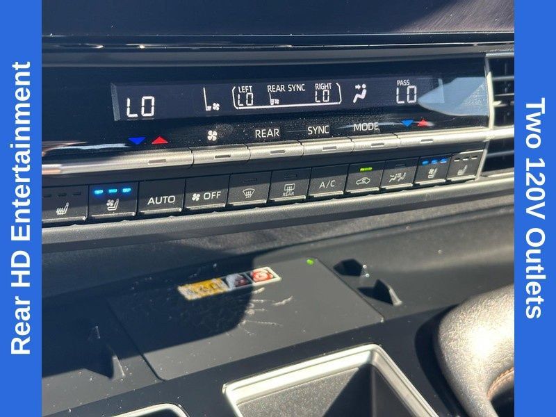 Used 2026 Toyota Sienna Limited FWD image 23