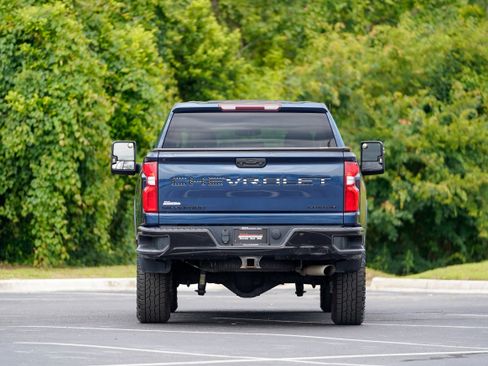 Used 2021 Chevrolet Silverado 2500 Custom w/ Custom Value Package AWD/4WD image 38