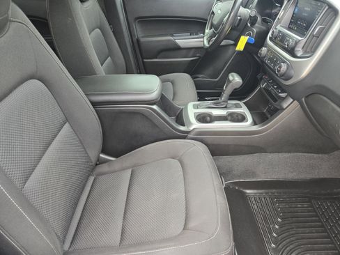 Used 2020 Chevrolet Colorado LT w/ LT Convenience Package RWD image 14