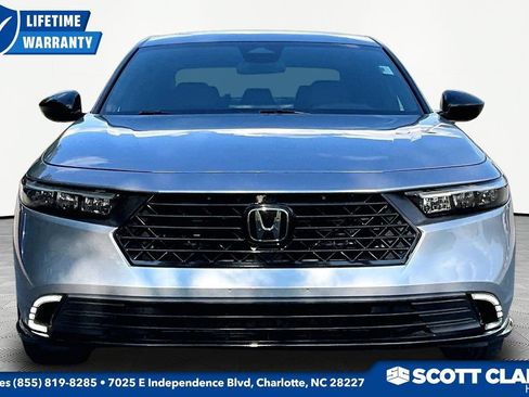 Used 2024 Honda Accord Sport image 2