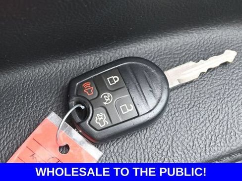 Used 2015 Ford Explorer XLT w/ Equipment Group 202A AWD/4WD image 39