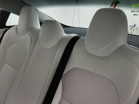 Used 2025 Tesla Model 3 Long Range RWD image 39