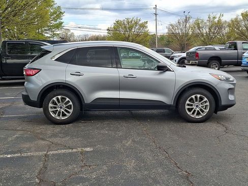 Certified 2022 Ford Escape SE w/ Convenience Package AWD/4WD image 10