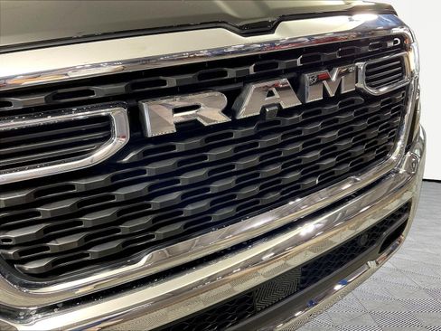 Used 2025 RAM 1500 Big Horn AWD/4WD image 33