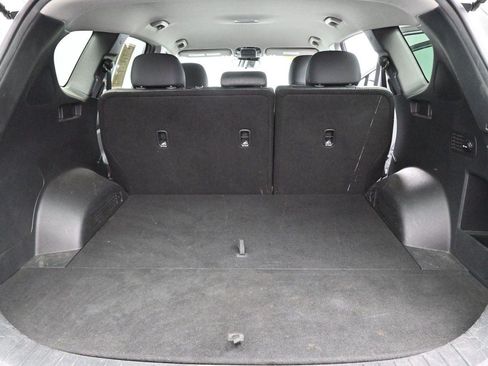 Used 2021 Hyundai Santa Fe SEL FWD image 9