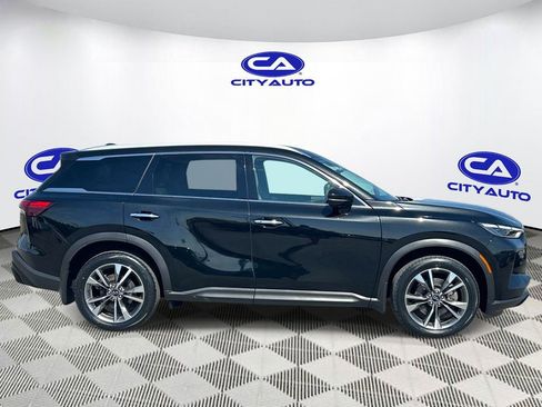 Used 2023 INFINITI QX60 Luxe w/ Vision Package AWD/4WD image 2
