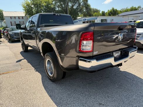 Used 2024 RAM 3500 Big Horn AWD/4WD image 7