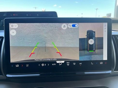 New 2026 Ford Expedition Active RWD image 9