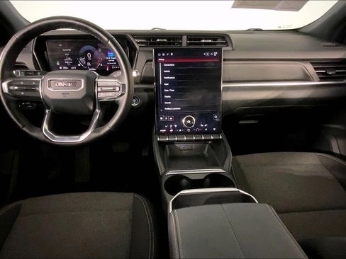 Used 2025 GMC Terrain Elevation AWD/4WD image 15