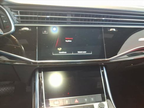 Used 2022 Audi Q7 Premium Plus image 14