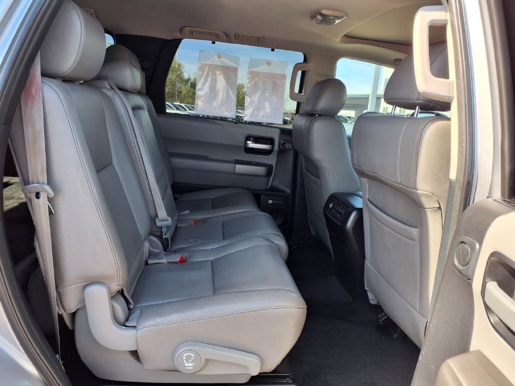 Used 2013 Toyota Sequoia Limited AWD/4WD image 22