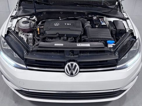 Used 2018 Volkswagen Golf SE FWD image 29