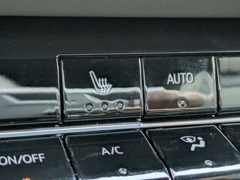 New 2026 Chevrolet Equinox LT w/ Convenience Package II image 23