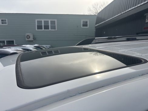 Used 2016 Ford Expedition EL Platinum image 12