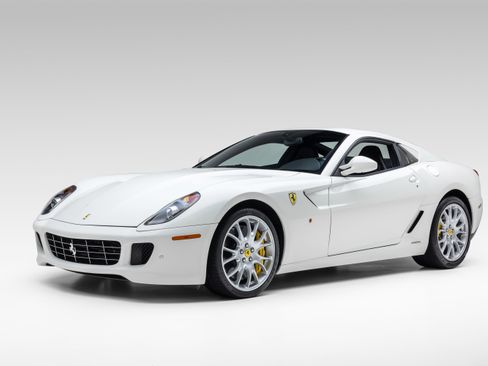 Certified 2010 Ferrari 599 GTB Fiorano RWD image 2