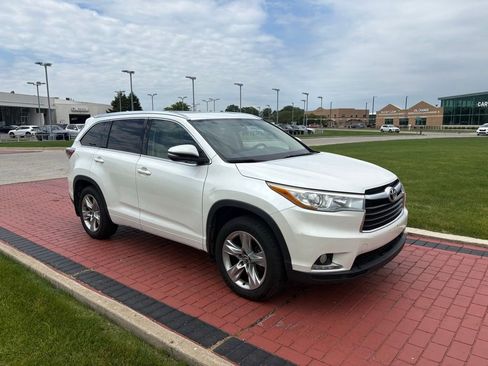 Used 2016 Toyota Highlander Limited AWD/4WD image 2