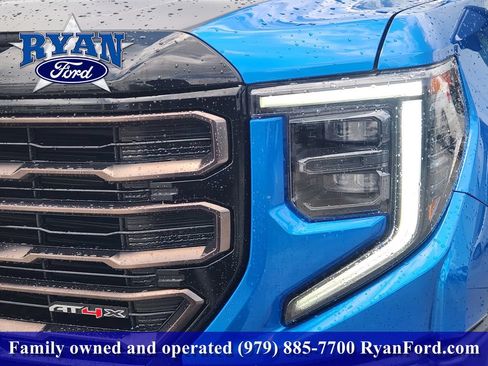 Used 2024 GMC Sierra 1500 AT4X w/ AT4X AEV Edition AWD/4WD image 6