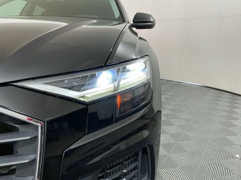Used 2022 Audi Q8 Premium AWD/4WD image 8