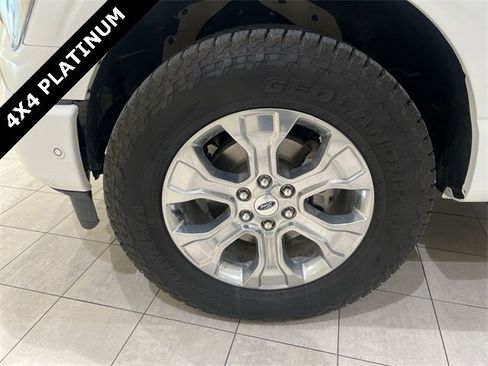 Certified 2022 Ford F150 Platinum w/ Equipment Group 701A High image 30