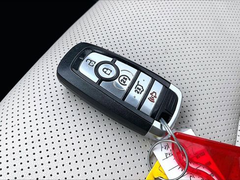 Used 2023 Ford Expedition Max Platinum RWD image 16