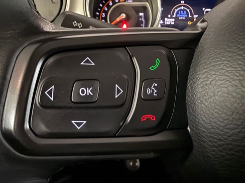 Used 2021 Jeep Gladiator Sport AWD/4WD image 11