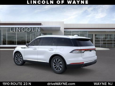 New 2026 Lincoln Aviator AWD image 5