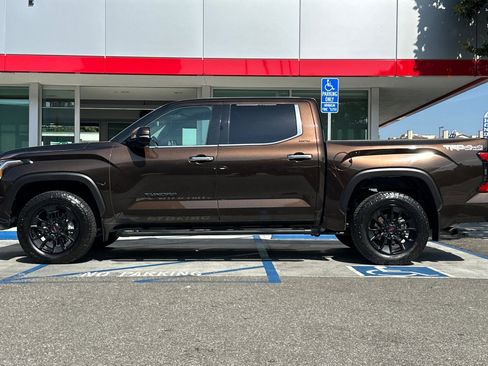 Used 2023 Toyota Tundra Limited w/ TRD Off-Road Package AWD/4WD image 7