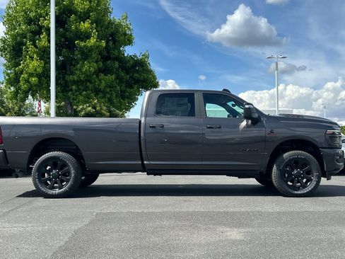 New 2026 RAM 3500 Laramie AWD/4WD image 3