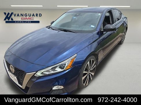 Used 2020 Nissan Altima 2.5 SR image 1