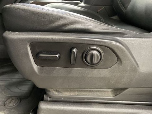 Used 2020 GMC Sierra 1500 SLT w/ SLT Premium Package image 14