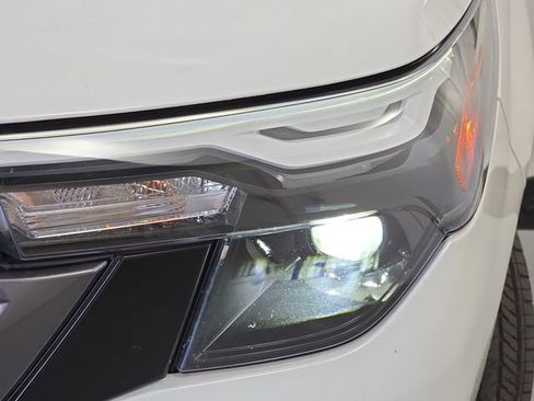 Used 2025 Subaru Forester Premium w/ Convenience Package #1 AWD/4WD image 32