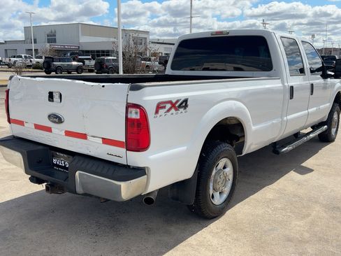 Used 2016 Ford F250 XL w/ Power Equipment Group image 3