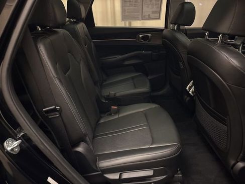 Certified 2022 Kia Sorento X-Line EX image 23