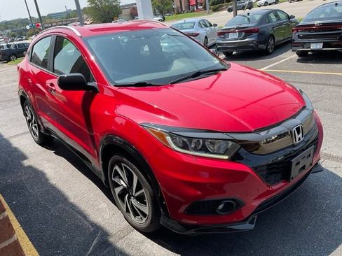 Certified 2019 Honda HR-V Sport image 3
