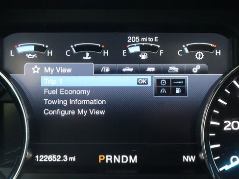 Used 2020 Ford F150 Lariat image 45