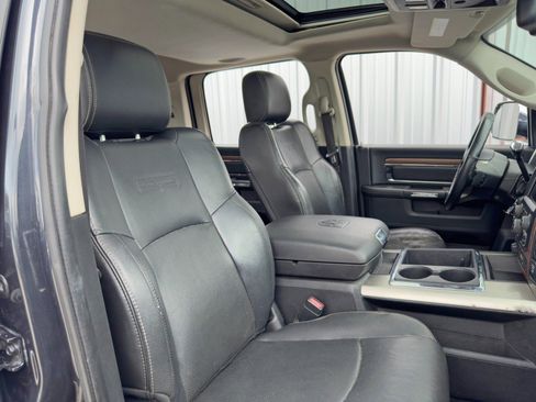 Used 2015 RAM 3500 Laramie image 34