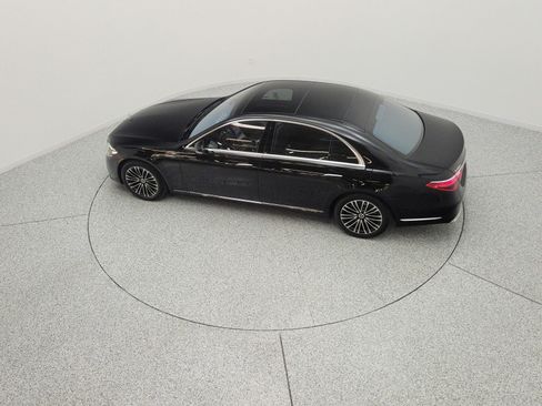 Used 2023 Mercedes-Benz S 580e 4MATIC Sedan image 16