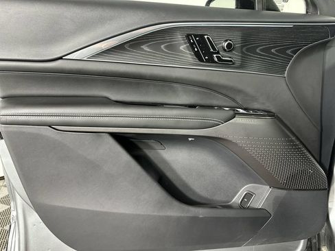 Used 2024 Cadillac Lyriq Luxury RWD image 25