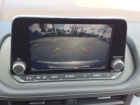 Certified 2023 Nissan Rogue SV image 25