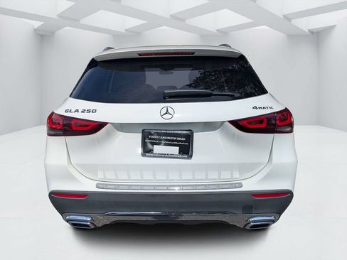 Used 2021 Mercedes-Benz GLA 250 4MATIC image 4