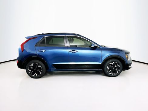 Used 2023 Kia Niro Wind FWD image 10