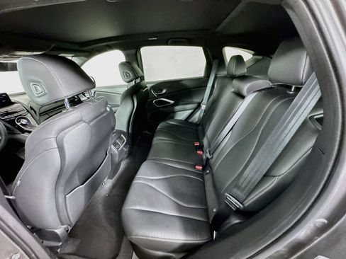 Used 2025 Acura RDX SH-AWD image 24