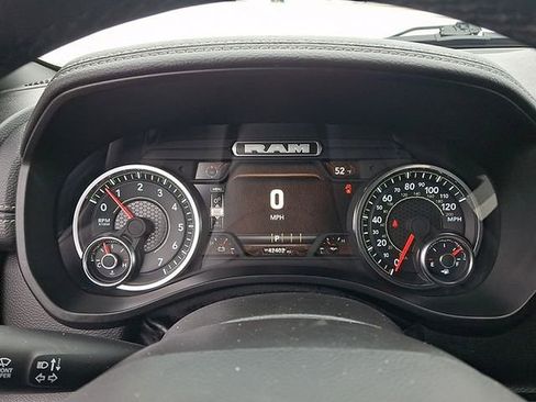 Used 2025 RAM 1500 Laramie AWD/4WD image 18