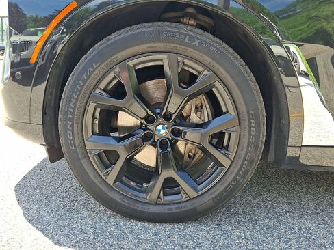 Used 2024 BMW X7 xDrive40i AWD/4WD image 8