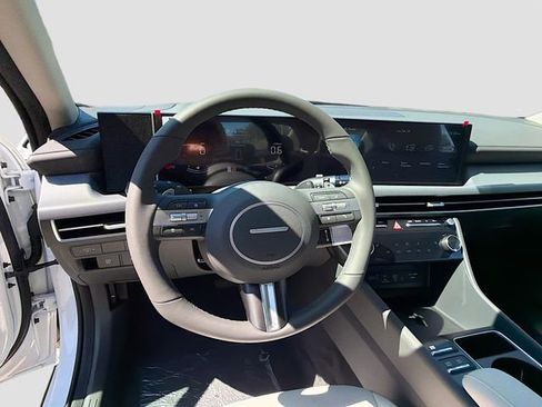 New 2026 Hyundai Sonata SEL FWD image 11