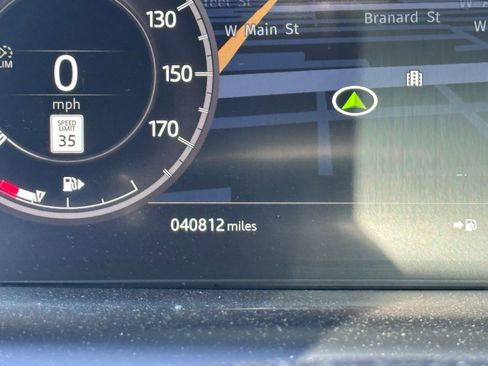 Used 2020 Land Rover Discovery Sport SE image 18